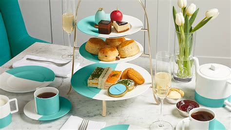 harrods champagne afternoon tea.